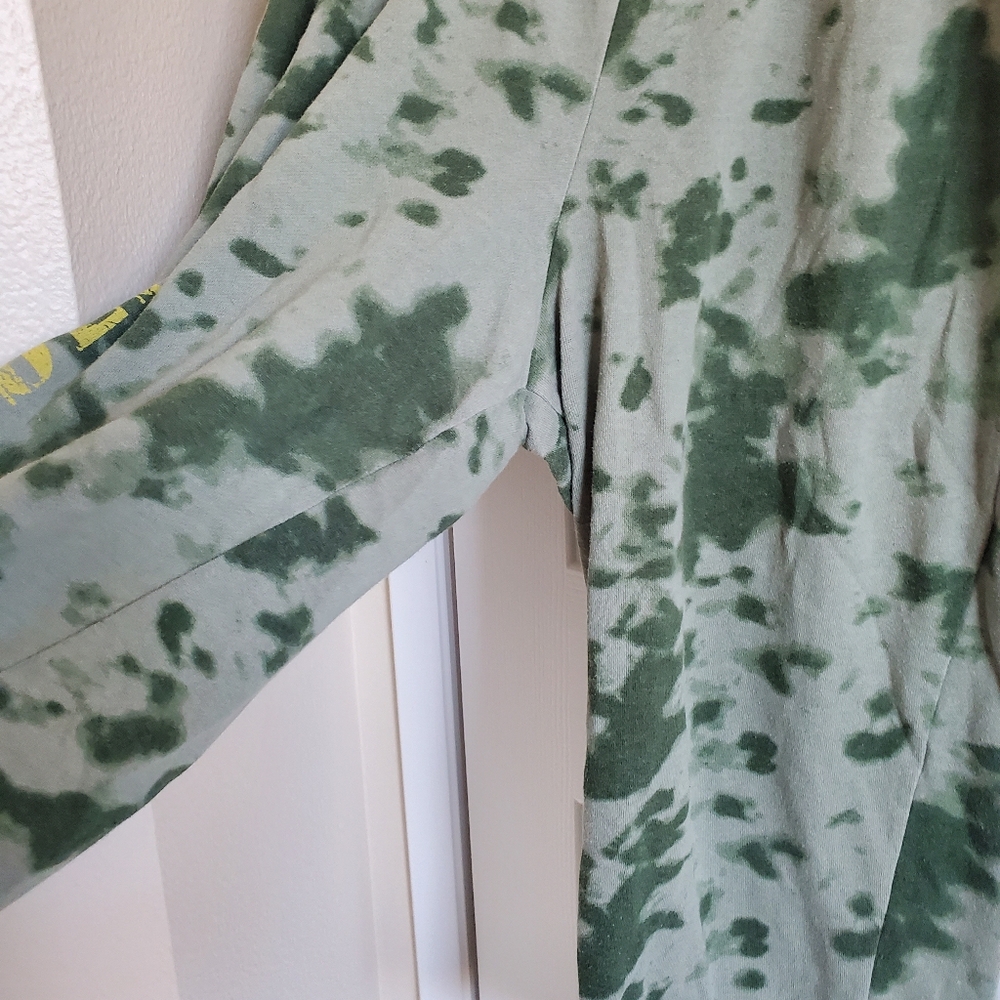 Guns N Roses Camouflage Green Sweats - Picture 4 of 7